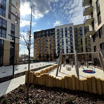 Садова вул., 77 к2