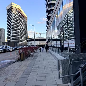 Дніпровська набережна вул., (Будинок 11)