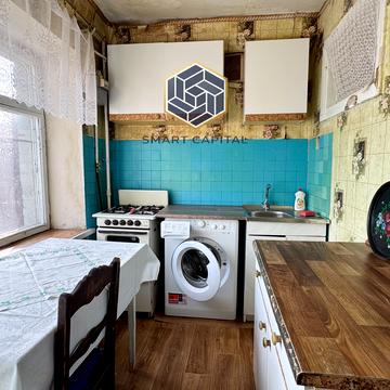 Правобережна вул., 3