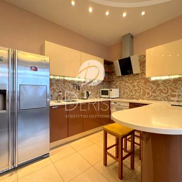 Старонаводницька вул., 6-Б