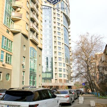 Правобережна вул., 3