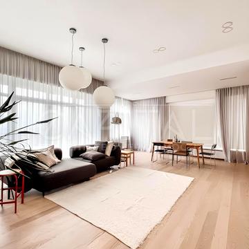 Івана Мазепи вул. (Січневого Повстання), 16