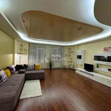 Євгена Коновальця вул. (Щорса), 32-Б