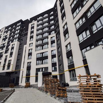 Львівська вул., (Будинок 2)