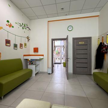 Володимира Янева вул., 19