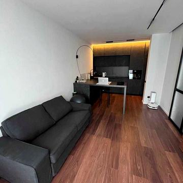 Салютна вул., 2к20