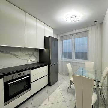 Володимира Наумовича вул. (Антонова-Овсієнка), 4-А