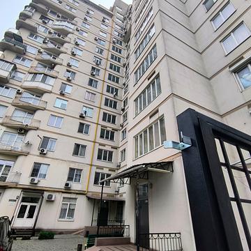 Мала Арнаутська вул., 105/1