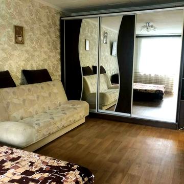 Давида Ойстраха вул. (Затонського), 5