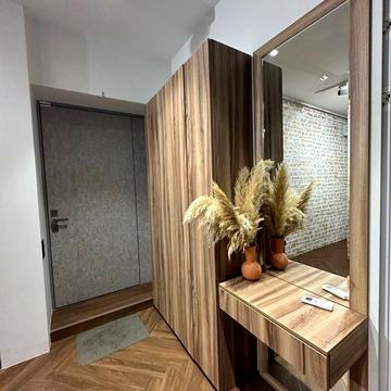 Прорізна вул., 3