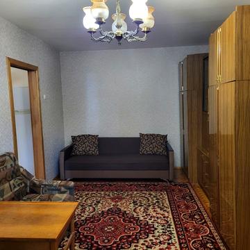 Вацлава Гавела бульв. (Івана Лепсе), 77