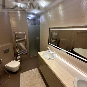 Добровольців вул. (Маршала Говорова), 18а