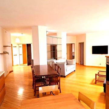 Жилянська вул., 59