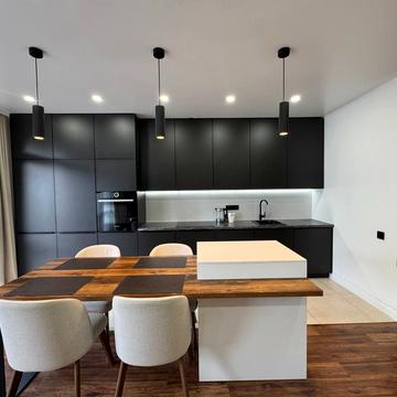 Вячеслава Чорновола просп. (), 16ж