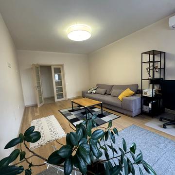 Введенська вул., 29/58