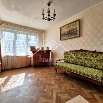 Кривбасівська вул., 58