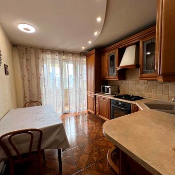 Дмитра Яворницького просп. (Карла Маркса), 58