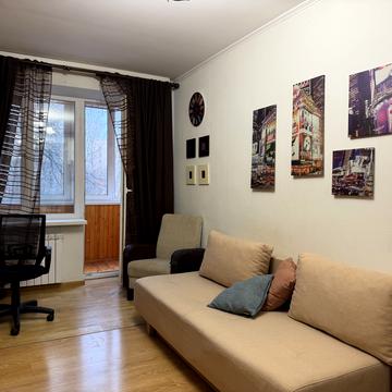 Білоруська вул., 36