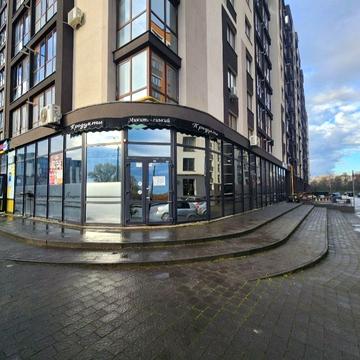 Героїв Миколаєва вул., (Будинок 3)