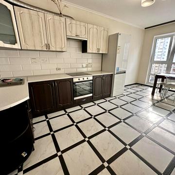 Бориса Гмирі вул., 16