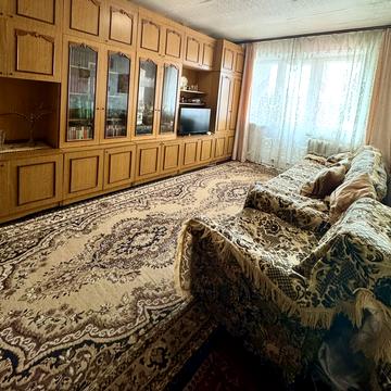 Квітки Цісик вул. (Гулі Корольової), 12