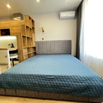 Дніпровська набережна вул., 17-К