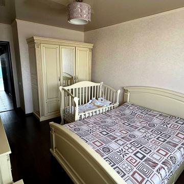 Пасічна вул., 41