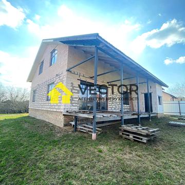 Космічна вул.