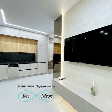 Мартинова просп., (вул. Григорія Сковороди, 12)