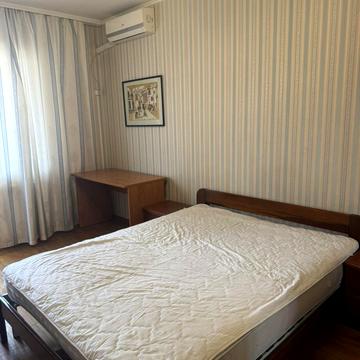 Миколи Бажана просп., 36