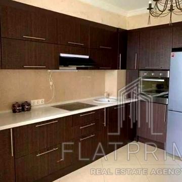 Білицька вул., 18