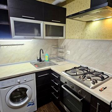 Ентузіастів вул., 13