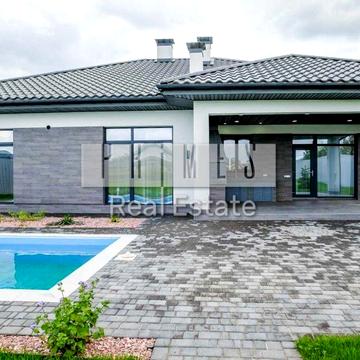 Вишнева вул.