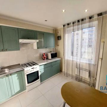 Лариси Руденко вул., 15/14