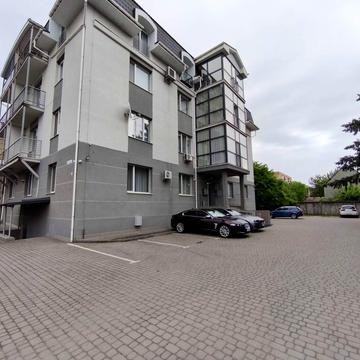 Капушанська вул., 170