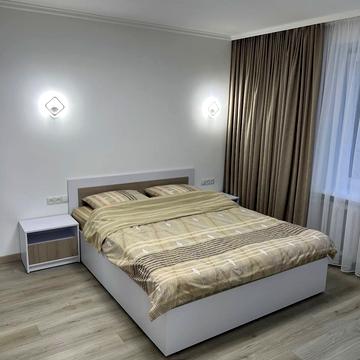 Любінська вул., 162