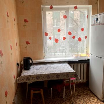 Метробудівська вул., 5