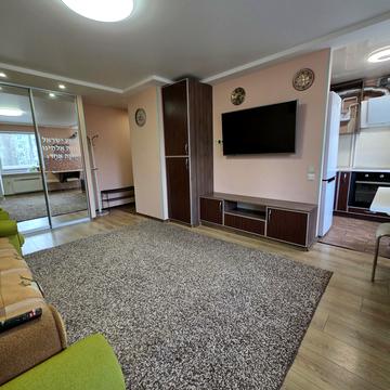 Квартальна вулиц вул. (Гладкова), 30