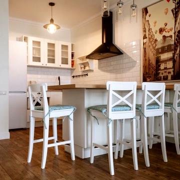 Вячеслава Липинського вул. (), 28