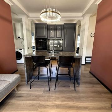 Велика Васильківська вул. (Червоноармійська), 114