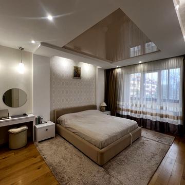 Карла Мікльоша вул., 3