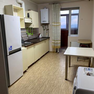 Героїв Харкова просп. (Московський), 144к