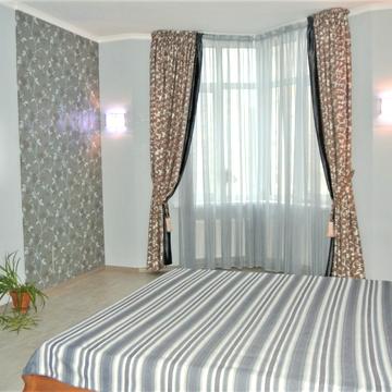 Радунська вул., 2/18