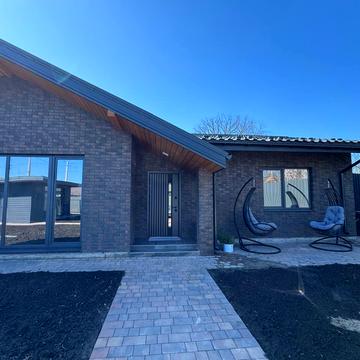 Приозерна вул.