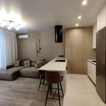 Лесі Українки бульв., 7-В