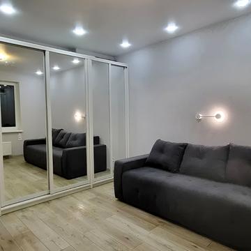 Краківська вул., 27