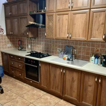 Зелена вул., 48