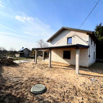 Брюховицька вул., 35