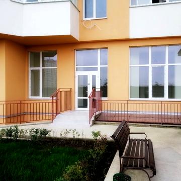 Гранітна вул., 1