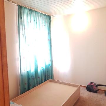 Михайла Донця вул., 13-Б